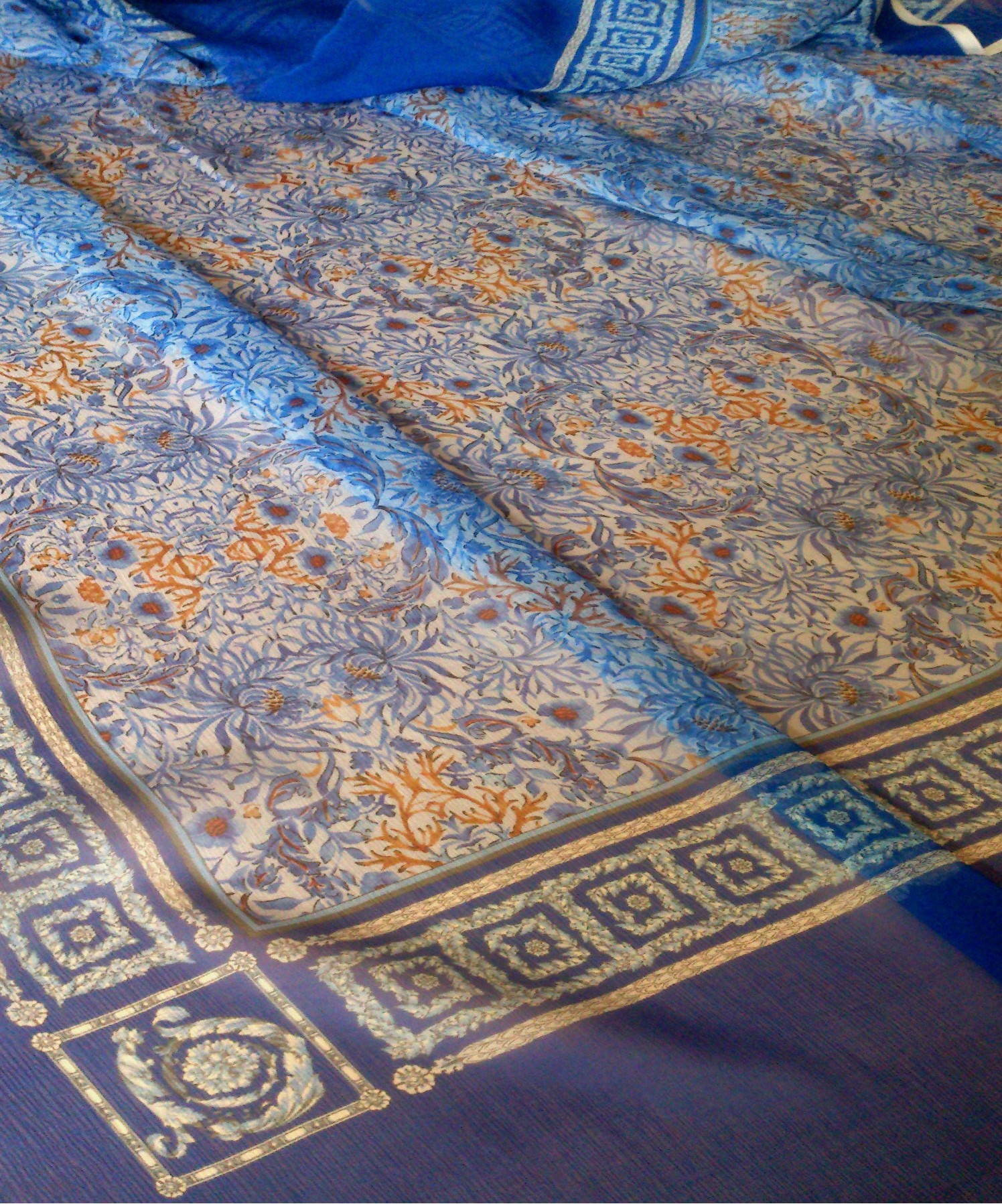 ������ ����� ���� Versace ����