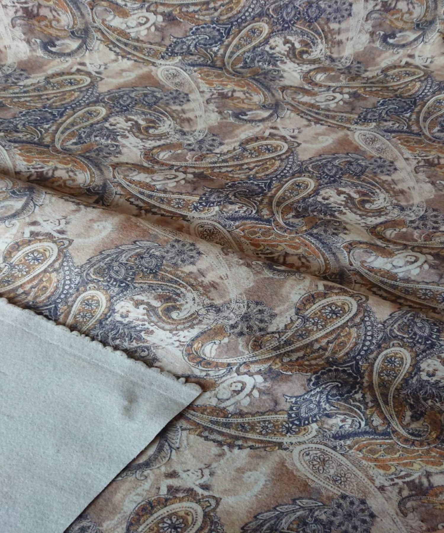 Etro ����������� � ������� ������